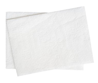 Katlanmış iki beyaz doku kağıdının üst görünümü kırpma yolu ile beyaz arkaplanda izole edilir.