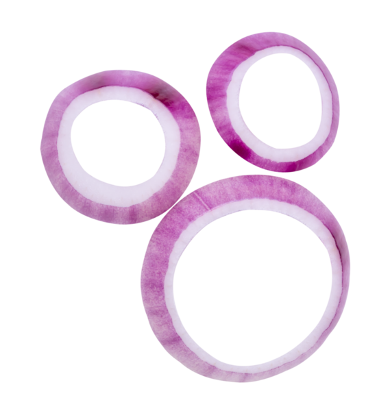 Çember şeklinde dilimler halinde üç taze kırmızı ya da mor soğan halkası üst görünüm kümesi png dosya biçiminde kırpma yolu ile izole edilir.