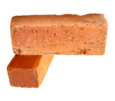 İki eski kırmızı veya turuncu tuğla yan görünümü png dosya biçiminde kırpma yolu ile izole edilir.