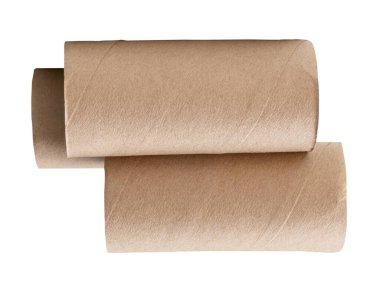 Kağıt mendillerinin üst görünümü ya da kağıt mendil kağıdı kullanıldıktan sonra istiflenmiş tuvalet kağıdı tüpleri kesme yolu ile beyaz arka planda izole edilir.
