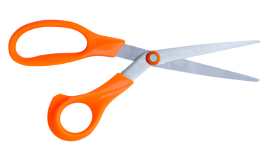 Dikey olarak turuncu saplı orta açık çok amaçlı makas png dosya biçiminde kırpma yolu ile izole edilir.