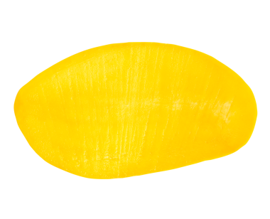 Olgun sarı mango meyvesinin yarısı png dosya biçiminde kırpma yolu ile izole edilir.