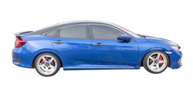 Mavi spor arabasının sağ tarafı kırpma yolu ile beyaz arkaplanda izole edilmiştir..