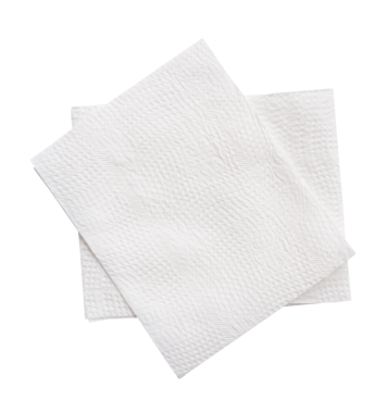 Katlanmış iki parça beyaz doku kağıdının veya yığın içindeki peçete kağıdının üst görünümü png dosya biçiminde kırpma yolu ile izole edilir.