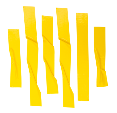 Buruşuk veya buruşuk sarı yapıştırıcı bant veya dikey olarak çizgili kumaş bant kümesi png dosya biçiminde kırpma yolu ile izole edilir.