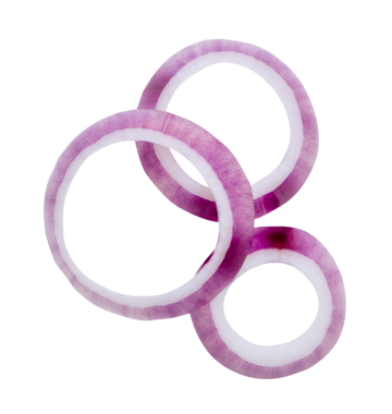 Taze kırmızı ya da mor İspanyol soğan halkalarının ya da yığın içindeki dilimlerin üst görünümü png dosya biçiminde kırpma yolu ile izole edilir.