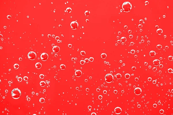 Víz Buborékok Háttér Makrooxigén Buborékok Vízben Vörös Háttér Felett — Stock Fotó