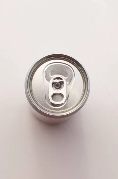 Closeup Van Zilver Soda Blik Bovenaanzicht Niet Gelabeld 000 Glanzende — Stockfoto