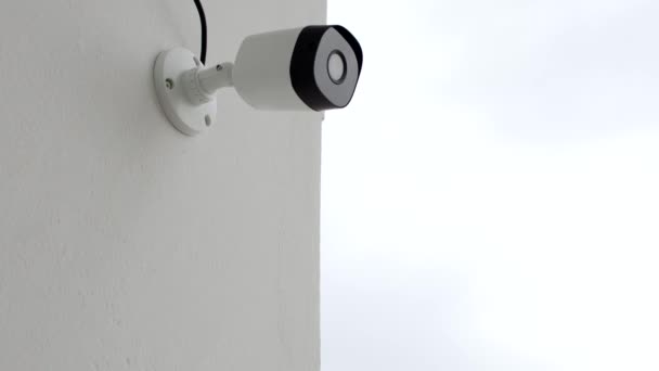 Home Protection Circuit Camera Strategically Installed Balcony Monitor Ensure Security — Stock Video