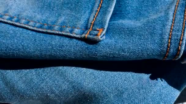 Perfeito Close Costura Robusta Dos Jeans Destacando Qualidade Artesanato Processo — Vídeo de Stock