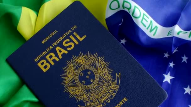 Національна Ідентичність Гармонії Паспорт Бразилії Ідеальній Гармонії Яскравим Національним Прапором — стокове відео