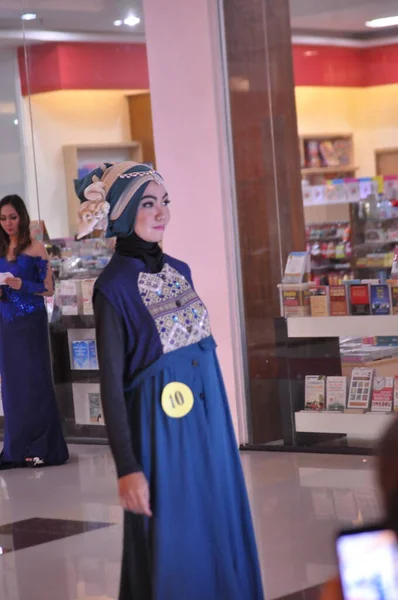Banjarmasin Kalimantan Selatan Indonesia September 2022 Potret Pengantin Wanita Cantik — Stok Foto