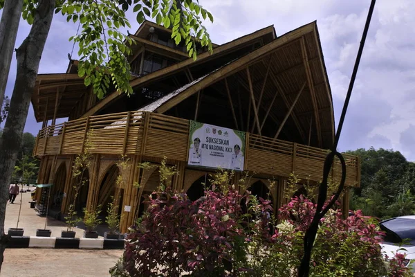 Mesquita Kiram Banjarbaru Indonésia Paredes São Feitas Bambu Tecido Telhado — Fotografia de Stock