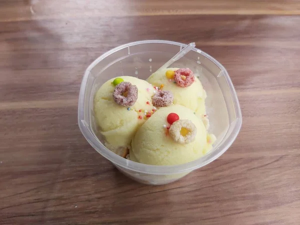 Frisches Durian Eis Dessert Auf Holztisch Stillleben Fotografie Von Durian — Stockfoto