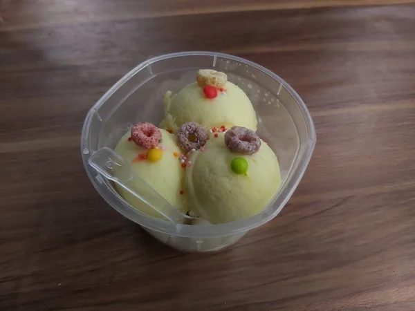Verse Durian Ice Cream Dessert Houten Tafel Stilleven Fotografie Van — Stockfoto
