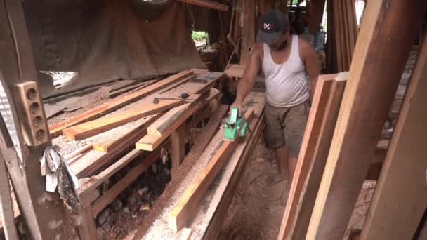 Surabaya East Java Indonesia January 2023 Furniture Carpenters Smoothing Wood — Stock videók