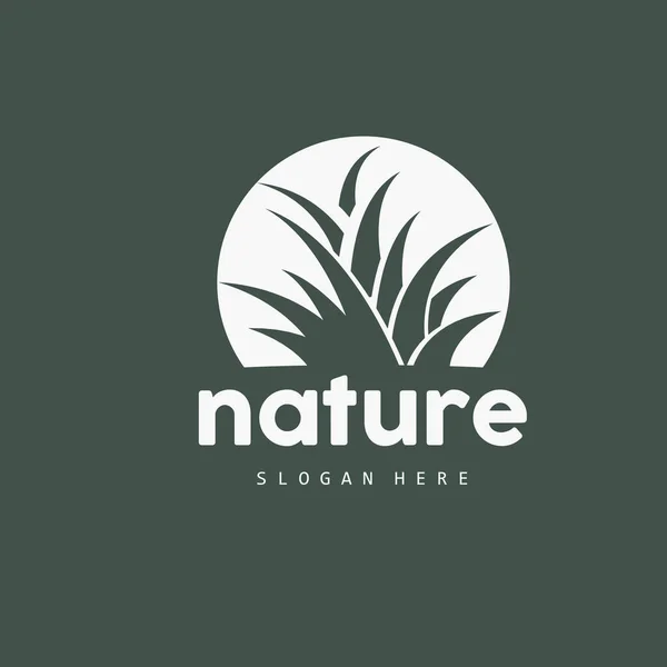 Grön Gräs Logo Natur Växt Vektor Lantbruk Blad Enkel Design — Stock vektor