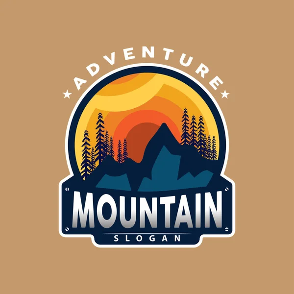 Mountain Logo Nature Landscape Vector Premium Elegant Eenvoudig Ontwerp Illustratie — Stockvector