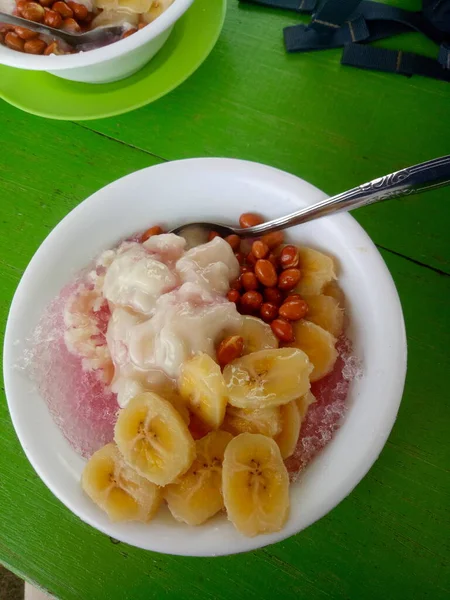 Palu Butung Hielo Plátano Con Leche Coco — Foto de Stock