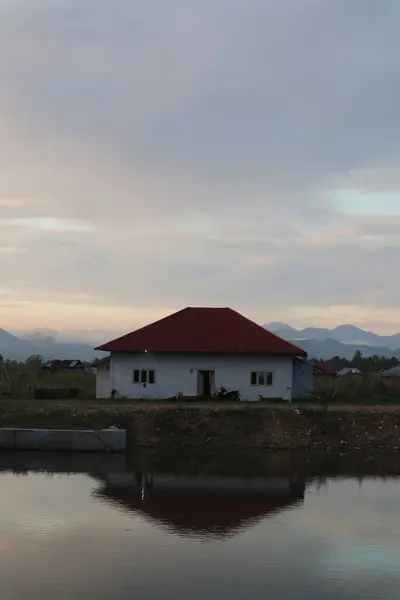 Casa Madeira Margem Lago Limboto Gorontalo Indonésia — Fotografia de Stock
