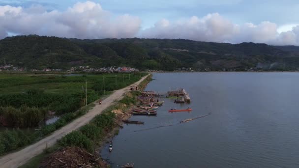 Вид Воздуха Доки Озере Лимбото Провинция Горонтало Индонезия — стоковое видео