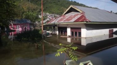 Tualango Köyü, Gorontalo, Endonezya 'da sel