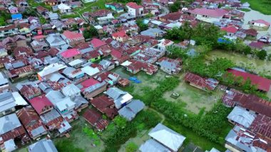 Su Altındaki Yerleşim Alanının Hava Görüntüsü. Gorontalo, Endonezya