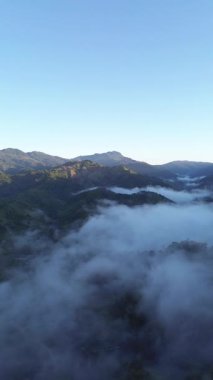 Sisli Dağ Manzarası Hava Görüntüsü