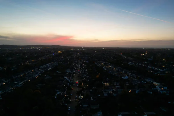 日落时城市的空中景观 — 图库照片
