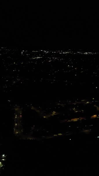 Vista Aérea Ciudad Británica Calles Carreteras Iluminadas Por Noche Vista — Vídeo de stock