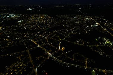Görkemli Yüksek Açı Şehir Gece Hava Görüntüsü