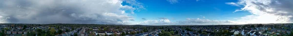 Hoge Hoek Beeld Van Dramatische Wolken Lucht Boven Stad Vanuit — Stockfoto