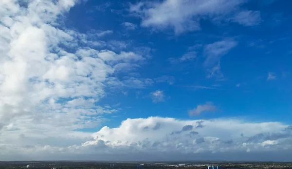 Vue Panoramique Ciel Nuageux Dessus Ville Anglaise Pendant Journée — Photo