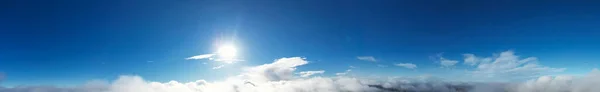 Vista Panorâmica Céu Nublado Acima Cidade Inglesa Durante Dia — Fotografia de Stock