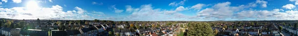 Szenischer Blick Auf Den Bewölkten Himmel Über Der Englischen Stadt — Stockfoto