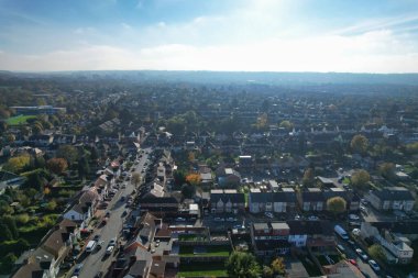 Britanya 'nın Luton şehrinin güzel hava manzarası açık güneşli bir kış gününde