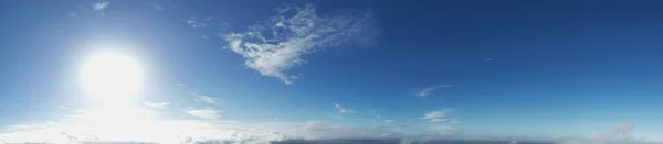 Vista Panoramica Del Cielo Nuvoloso Sopra Città Inglese Giorno — Foto Stock