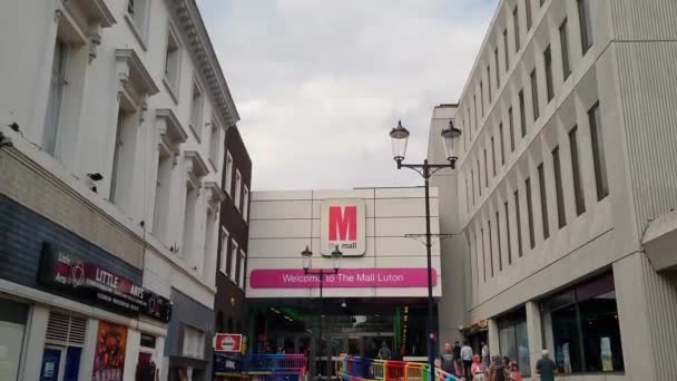 Central Luton Shopping Mall People Central Luton City England Luton — Video