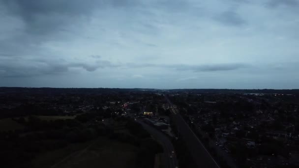 Nagranie Lotnicze Luton City Zmierzchu — Wideo stockowe