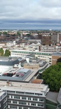 Günbatımında Merkez Luton Şehir ve Binalarının Yüksek Açılı Görüntüleri, İngiltere 'nin Modern ve Tarihi İngiltere Görüntüsü