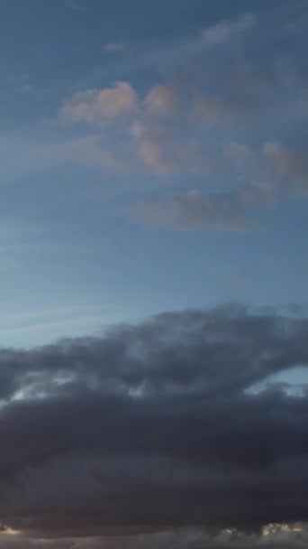 Time Lapse Filmagem Belas Nuvens Sobre Cidade — Vídeo de Stock
