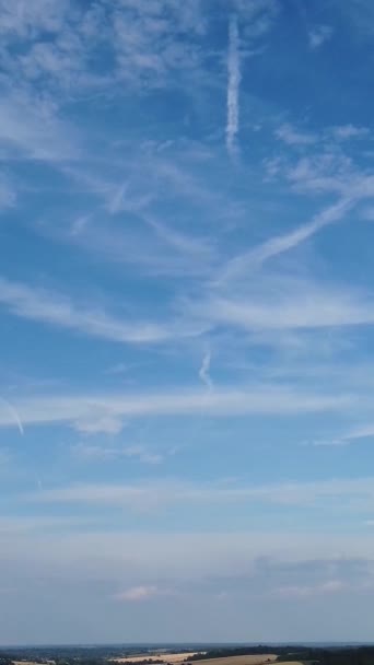 Gran Altitud Vista Aérea Ciudad Británica Claro Día Soleado Filmación — Vídeo de stock