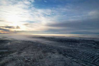 Londra Luton City 'nin kar düştükten sonraki hali. Muhteşem Manzara Drone 'un Kamerasıyla Yakalandı