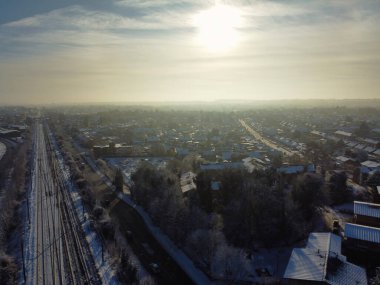  Kar yağışından sonra Kuzey Luton 'un manzarası ve Cityscape' i, İngiltere 'nin Kuzey Luton şehrinin havadan görüntüsünü kapsıyordu. 2022 kışının ilk kar yağışı.