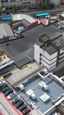 Günbatımında Merkez Luton Şehir ve Binalarının Yüksek Açılı Görüntüleri, İngiltere 'nin Modern ve Tarihi İngiltere Görüntüsü