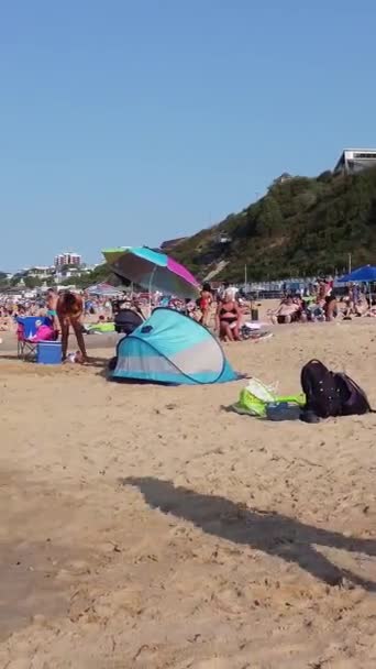 Fronte Spiaggia Con Persone Bournemouth City England Regno Unito Riprese — Video Stock