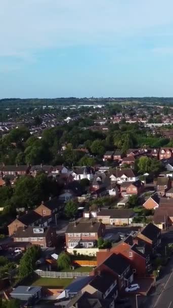 Aerial Footage British City Вертикальный Портретный Стиль Съемки Камеры Дрона — стоковое видео