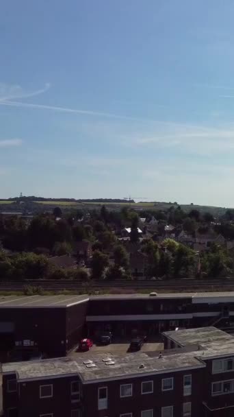 Letecké Záběry British City Svislý Portrétní Styl Záběru Dronovy Kamery — Stock video