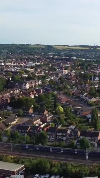 Drone Luton City England Daki Dikey Portre Tarzı — Stok video