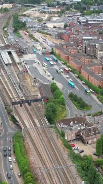 Aerial Footage Train Tracks Passing Luton Town England Videoklipp Med – stockvideo